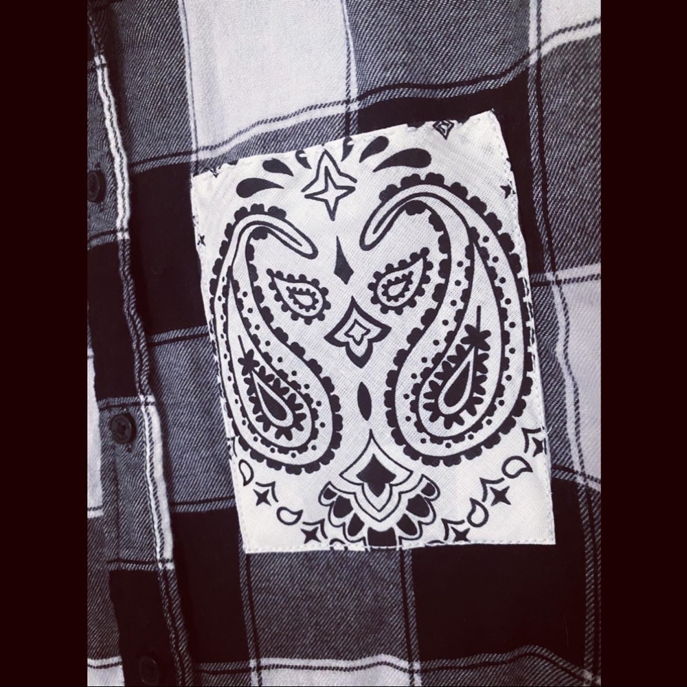 Custom Express Flannel - Picture 4 of 5